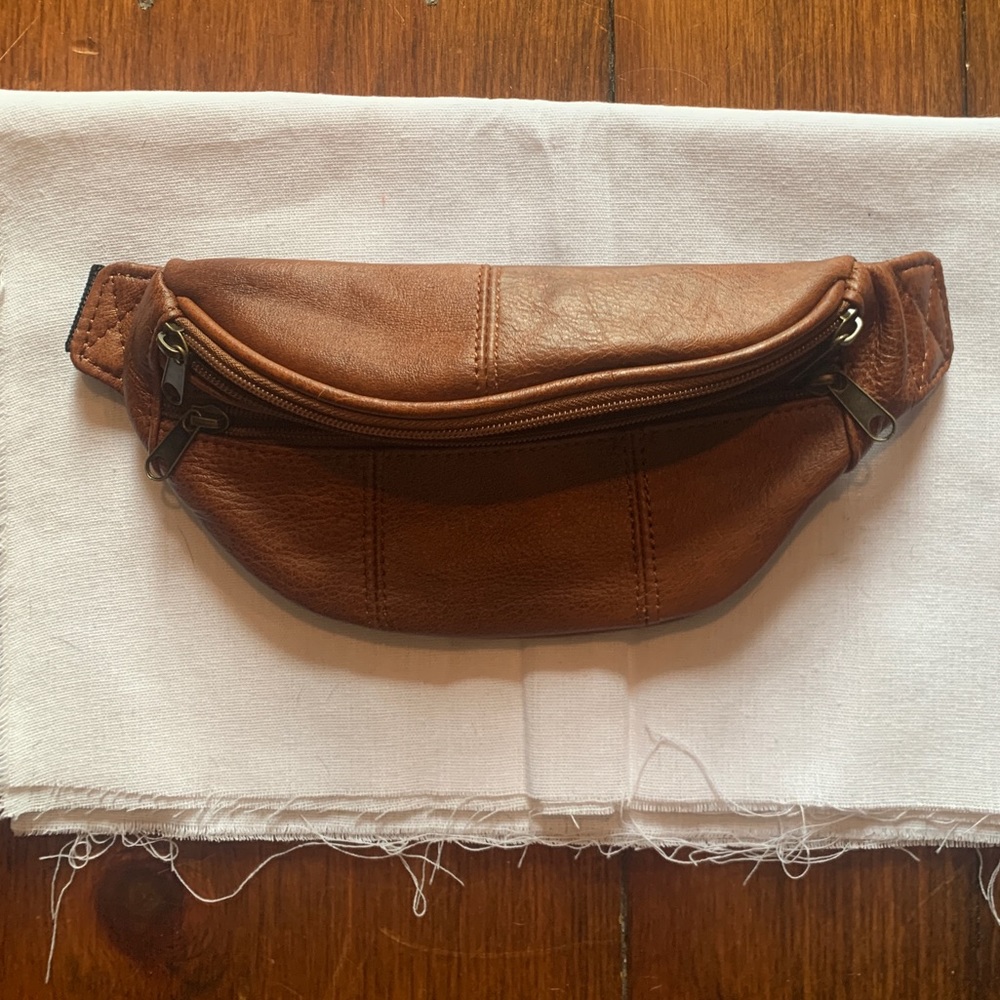 NEW Real Leather Fanny Pack/Cross Body Bag